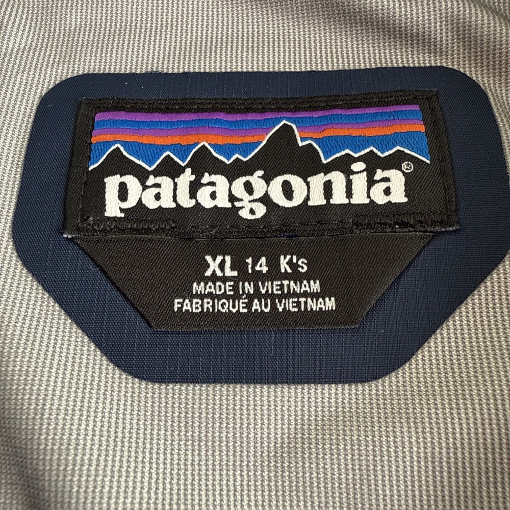 Patagonia Kids XL 14Rain Jacket Torrentshell Black Hooded Waterproof Coat - Picture 5 of 9